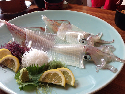 8月15日は“刺身の日”「魚をおいしく、魅力的に見せる」容器を一緒に作りませんか?